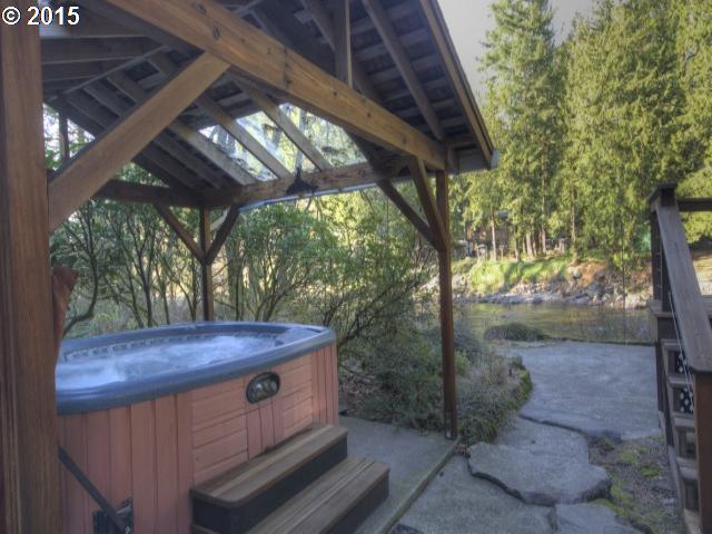 61981 E JETT VIEW LN Mt Hood  - Liz Warren Mt. Hood Real Estate