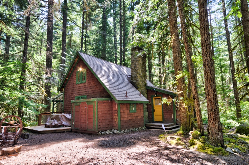 Camp Creek Cabin in the Mt. Hood National Forest Government Camp