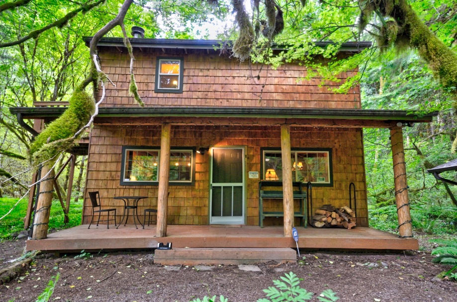 Still Creek Cabin in the Mt. Hood National Forest