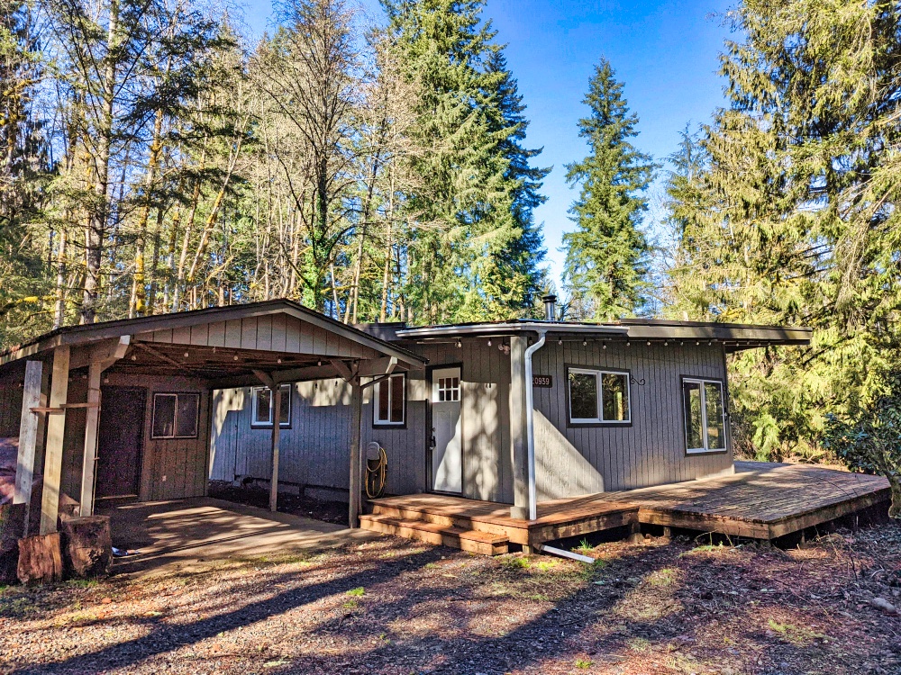 One level 3 Bedroom house in Brightwood on Mt. Hood