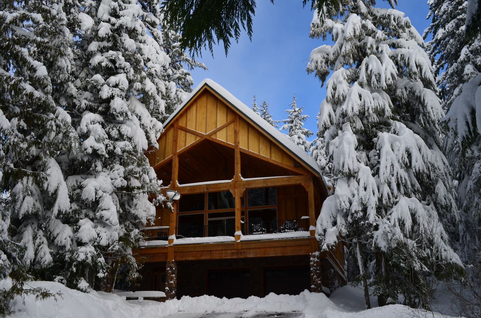 Alpenglade ski chalet in Government Camp just reduced