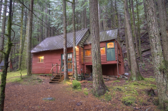 Mt. Hood National Forest Cabin 