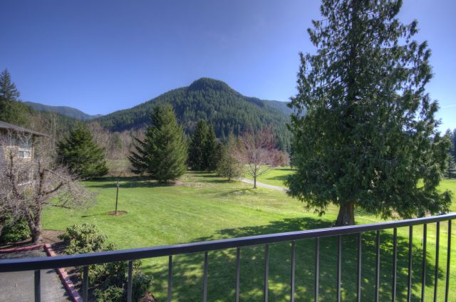 Hunchback Mountain From Mt. Hood Fairway Estates Condo