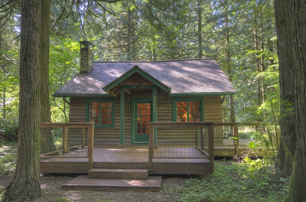 Rhododendron Log Cabin