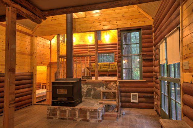 Mt. Hood National Forest cabin