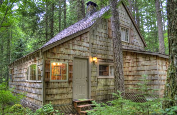 Leased land cabin in the Mt. Hood National Forest