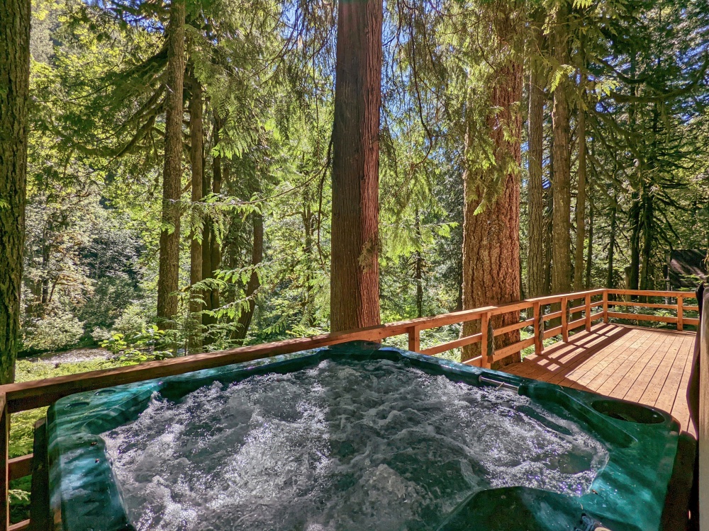 Hot Tub on Still Creek