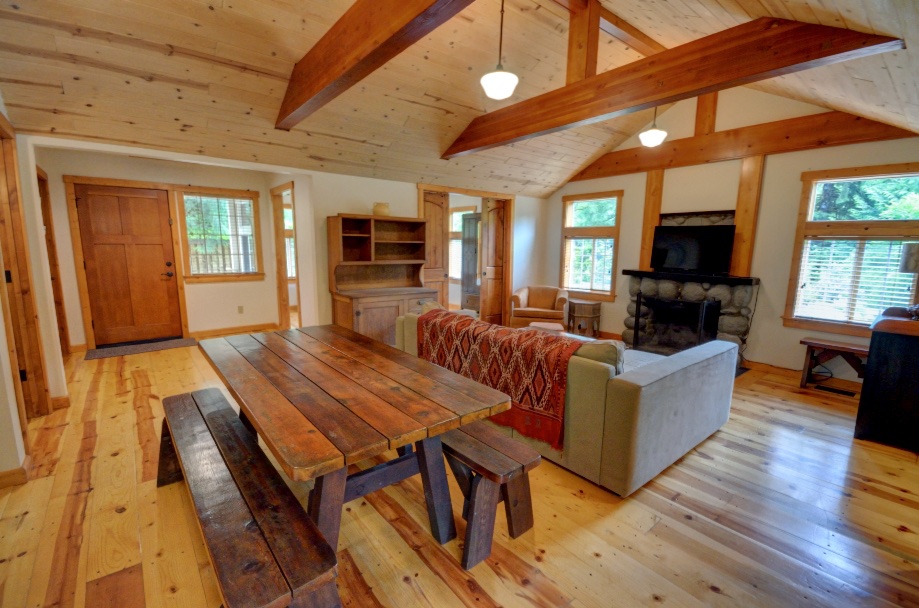 Mt. Hood Craftsman style living room