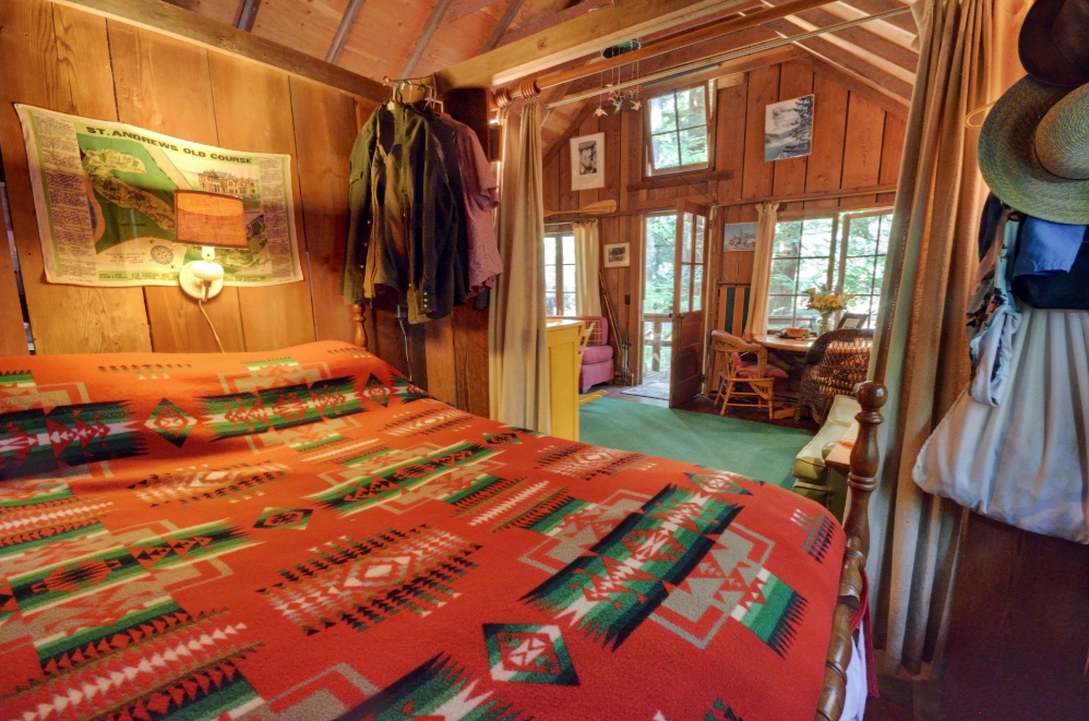 One Room Mt. Hood Cabin at  Mt. Hood Village near Brightwood Oregon