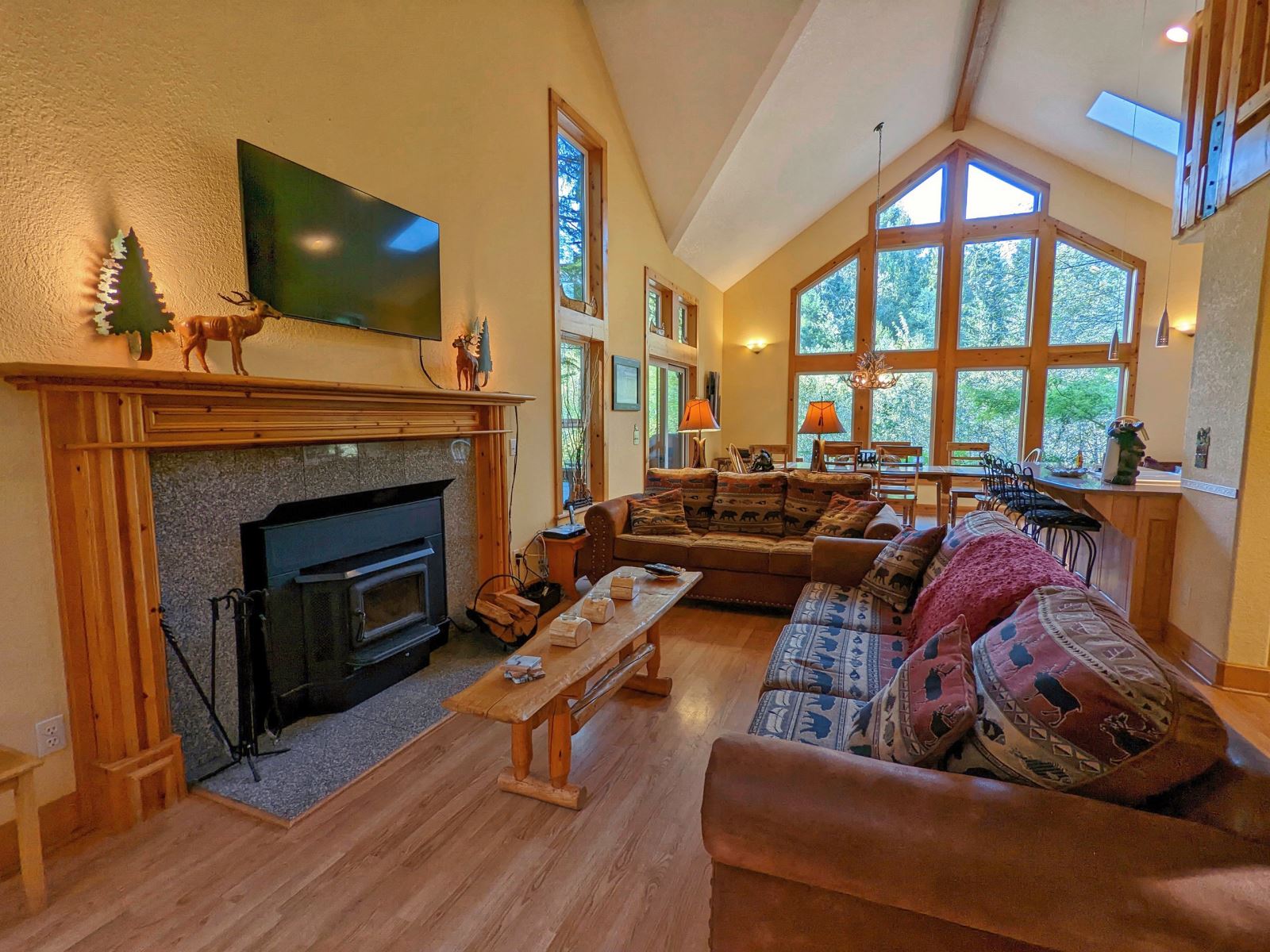 Great Room of Mt. Hood Vacation Rental for sale
