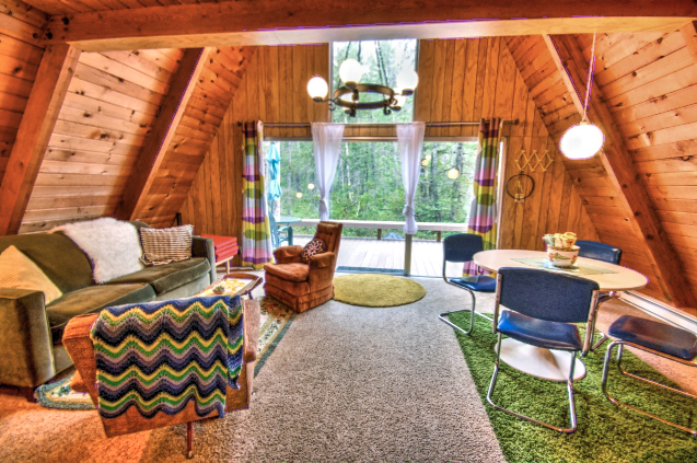 Living room of a Mt. Hood National Forest cabin