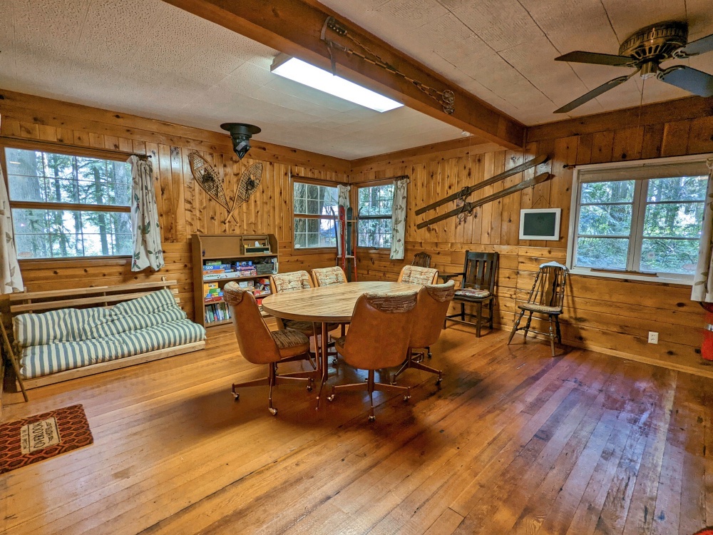 Dining Room of the Zig Zag Riverfront Cabin