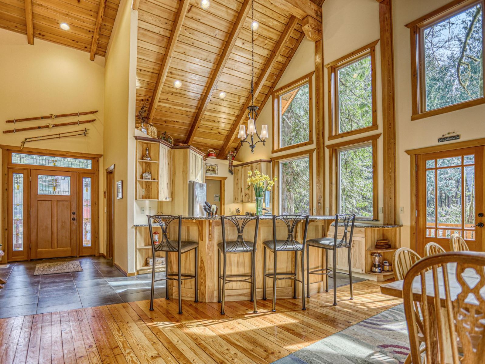 Craftsman Home on the Sandy River dining room and kitchen