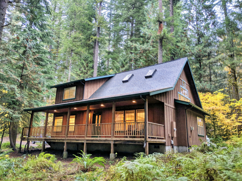 Cascade Street Chalet in Rhododendron Oregon